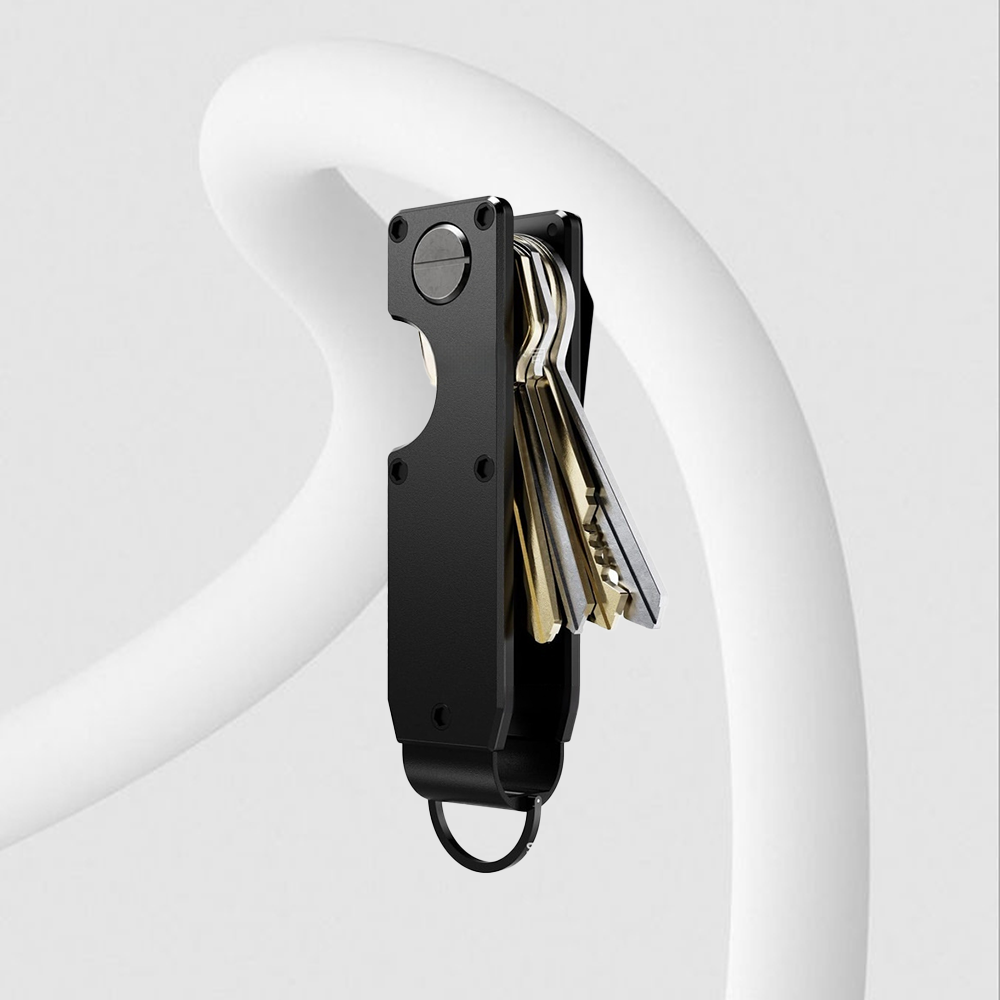 Metallnyckelring med förvaring